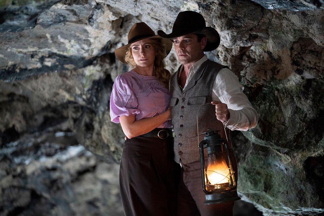 Fotos Yannick Bisson, Helene Joy