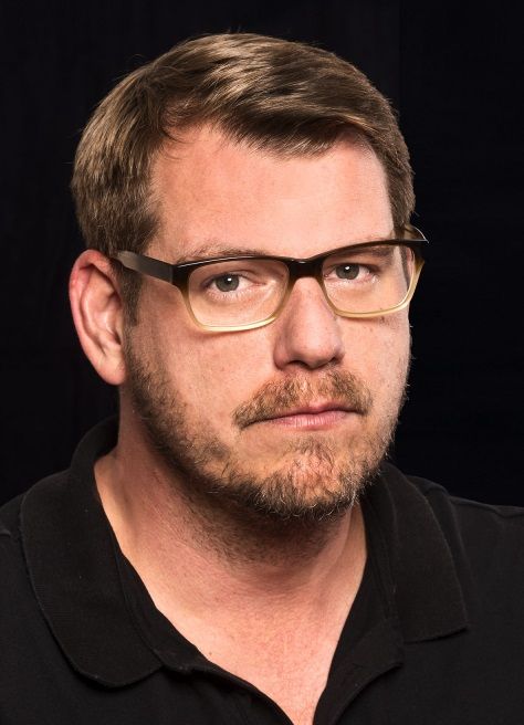 Poster Viktor Bodó