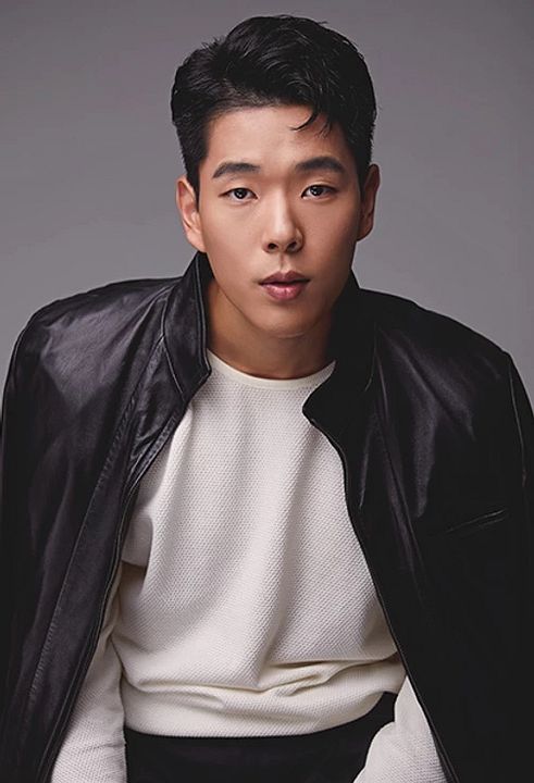 Poster Yeon-woo Joo
