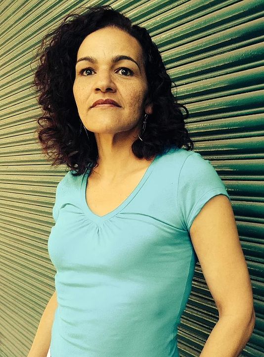 Poster Claudia Frías