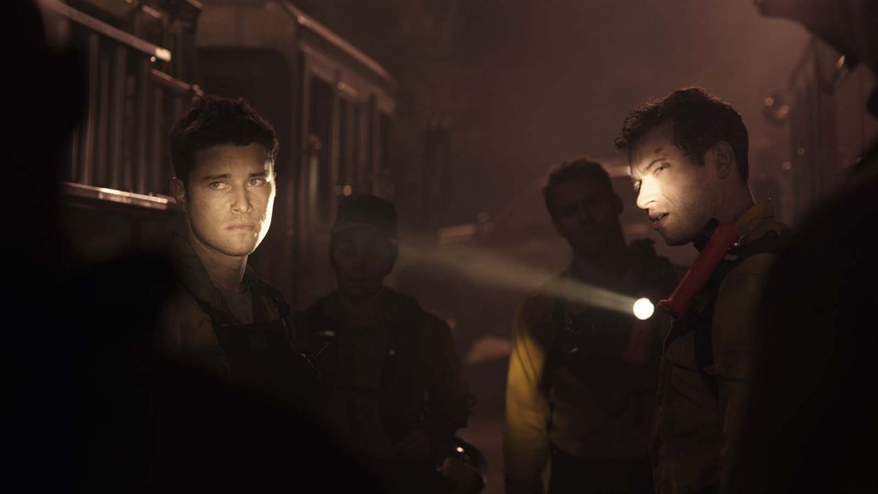 Fotos Ryan Guzman, Oliver Stark