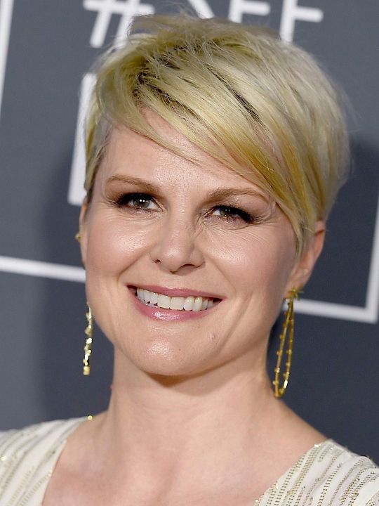 Poster Jennifer Robertson