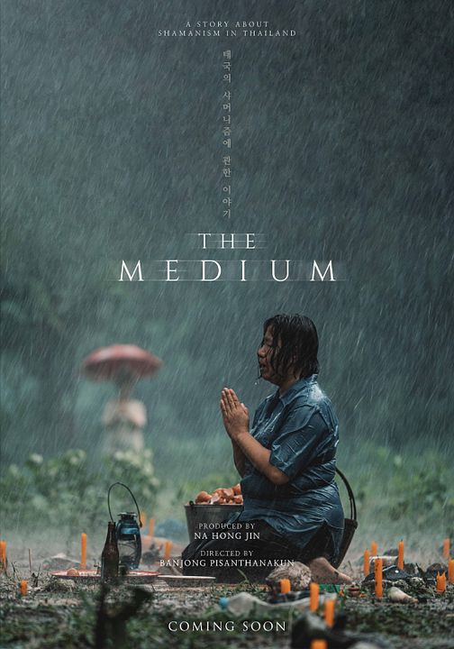 A Médium : Poster