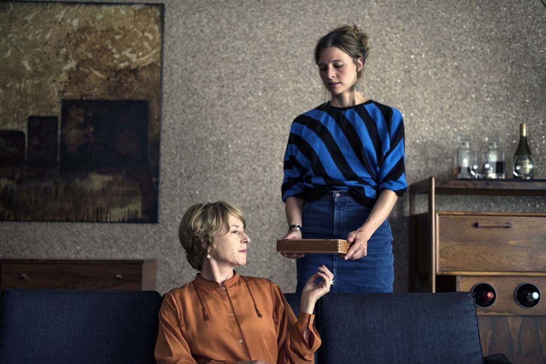 Deutschland 89 : Fotos Corinna Harfouch, Svenja Jung