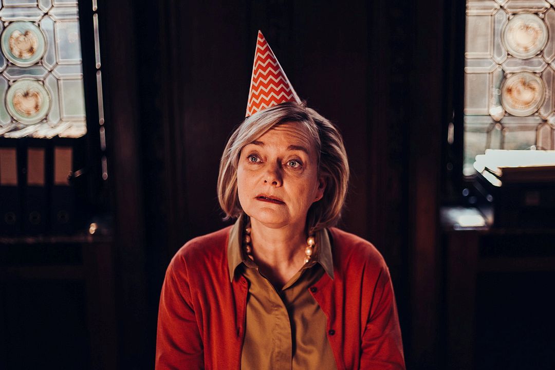 Professor T. (2021) : Fotos