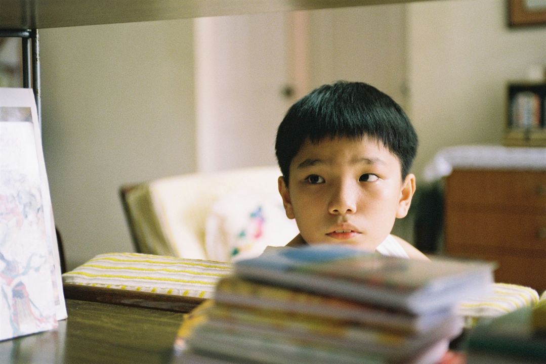 Quando Meus Pais Não Estão em Casa : Fotos Koh Jia Ler
