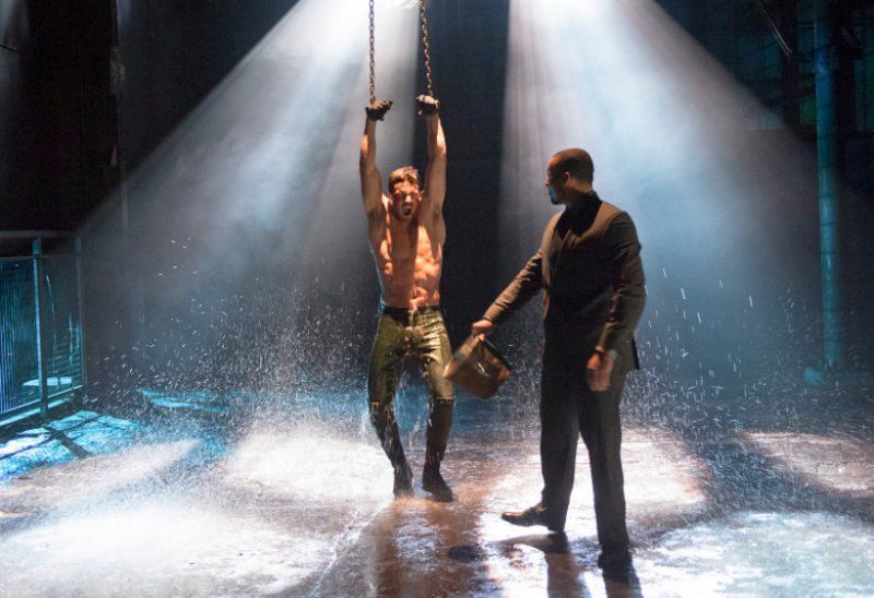 Arrow : Fotos