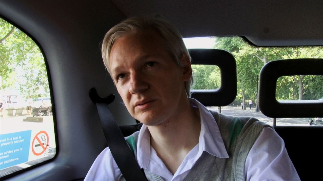 Roubamos Segredos - A História do Wikileaks : Fotos Julian Assange