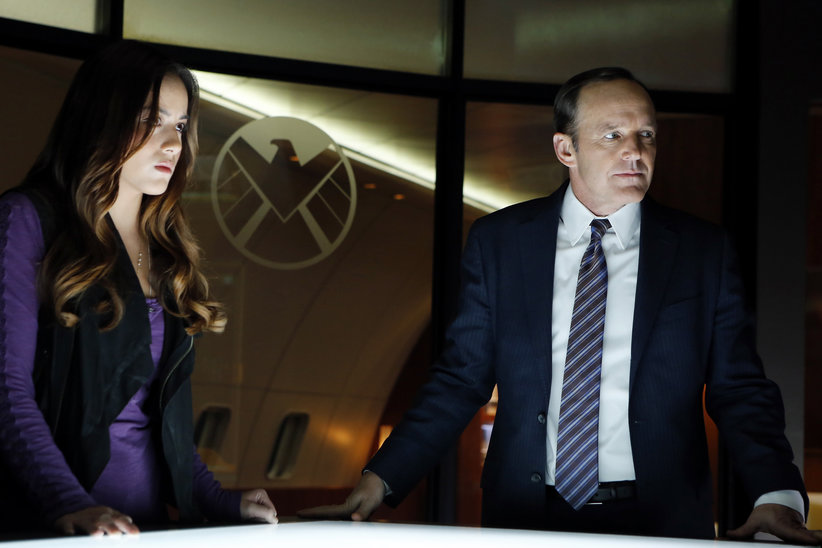 Marvel's Agents of S.H.I.E.L.D. : Fotos Chloe Bennet, Clark Gregg
