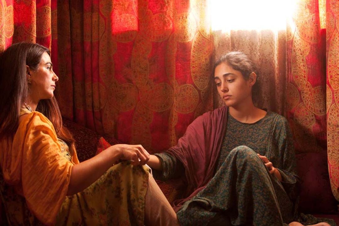 A Pedra de Paciência : Fotos Hassina Burgan, Golshifteh Farahani