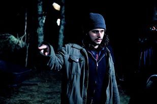 Almost Human : Fotos