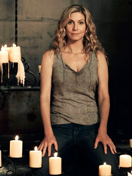 Revista Elizabeth Mitchell