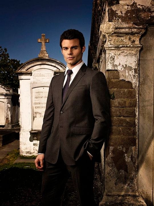 Revista Daniel Gillies