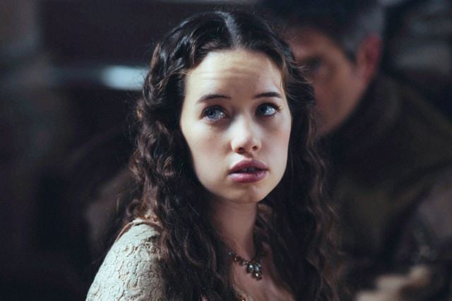 Reign : Fotos Adelaide Kane