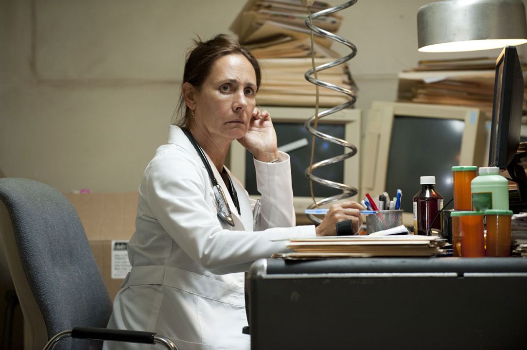 Getting On : Fotos Laurie Metcalf