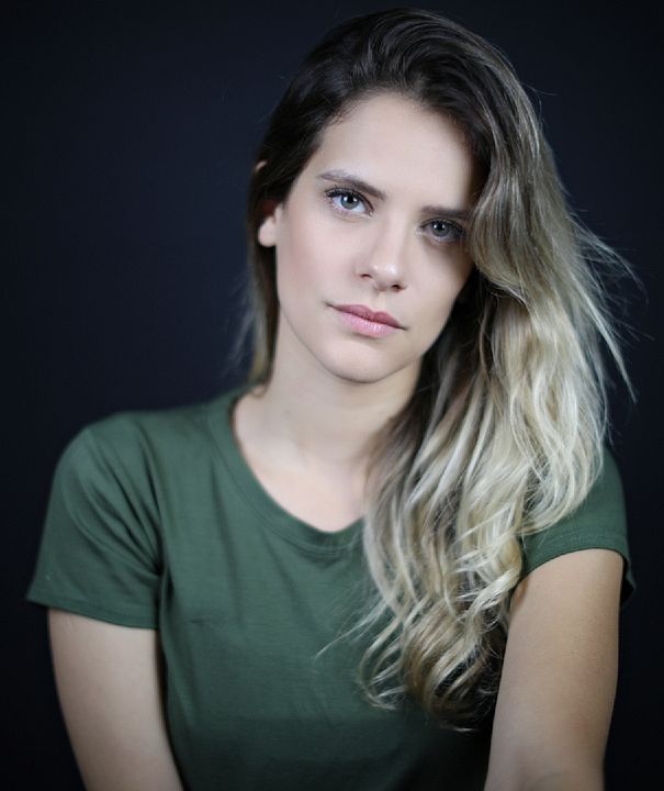 Poster Débora Sartori