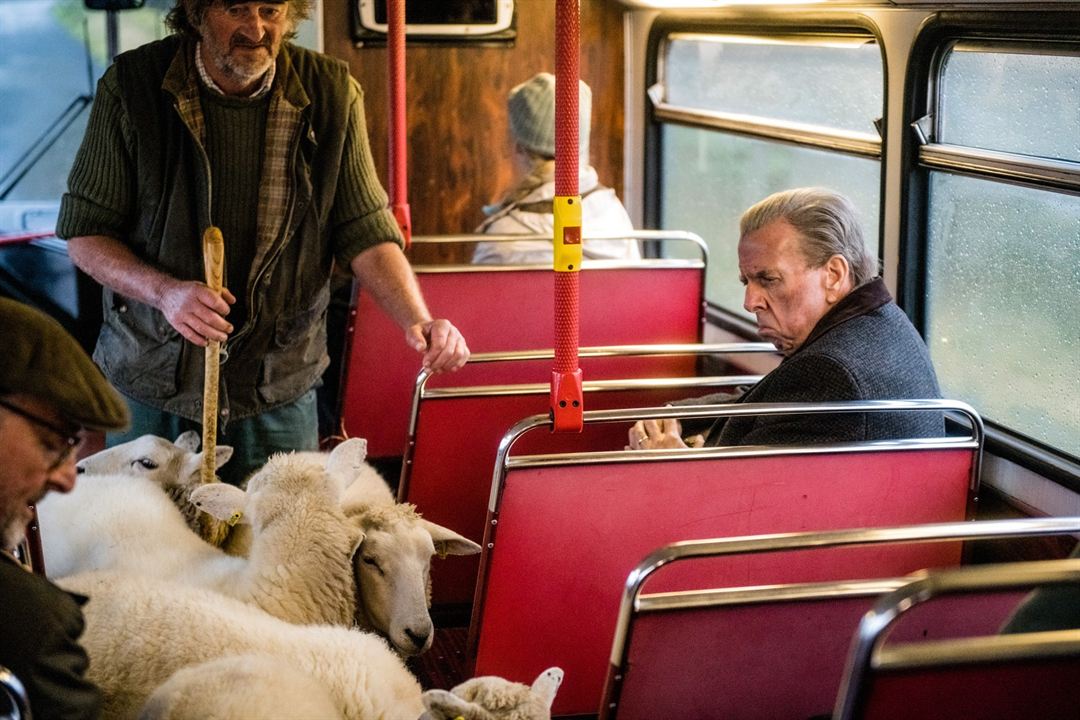 O Último Ônibus : Fotos Timothy Spall