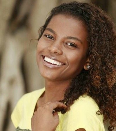 Poster Sabrina de Souza