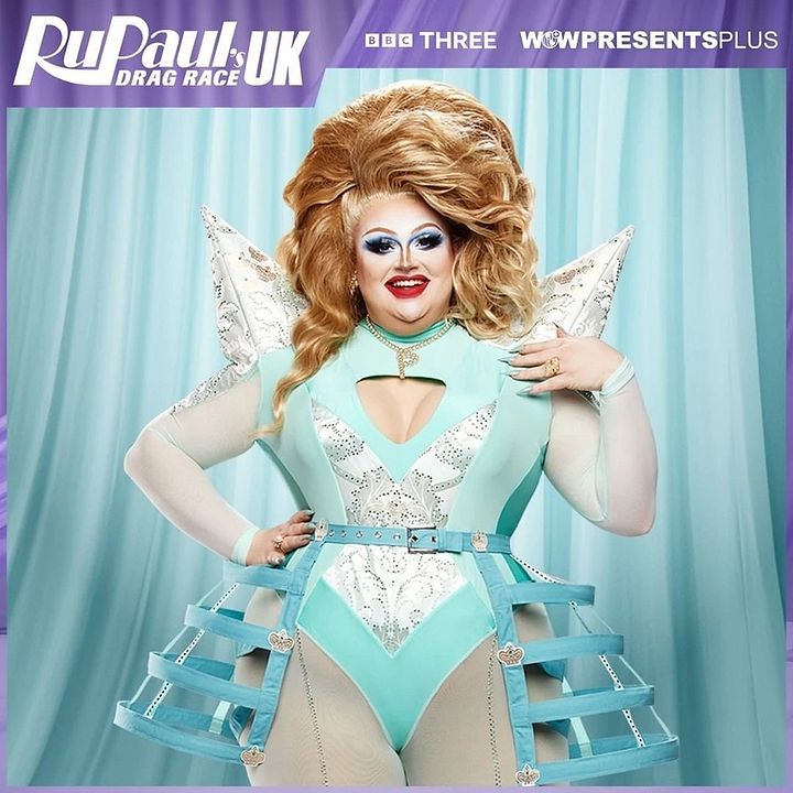 Revista Pixie Polite