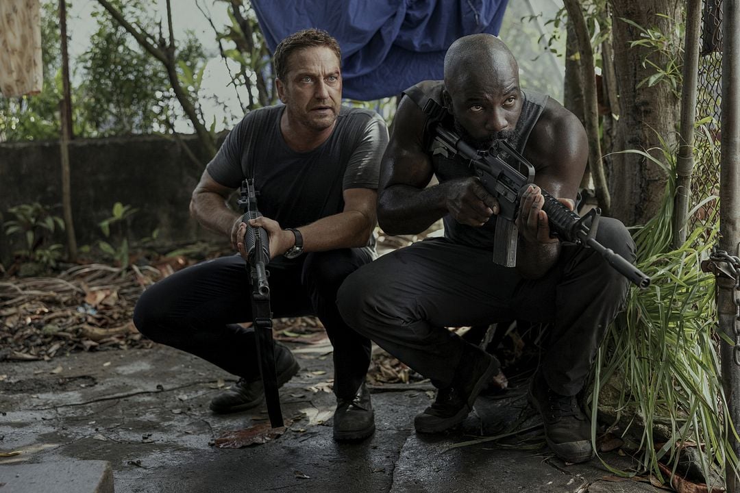 Alerta Máximo : Fotos Mike Colter, Gerard Butler