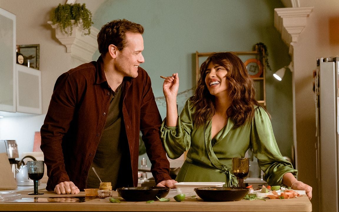 O Amor Mandou Mensagem : Fotos Priyanka Chopra Jonas, Sam Heughan