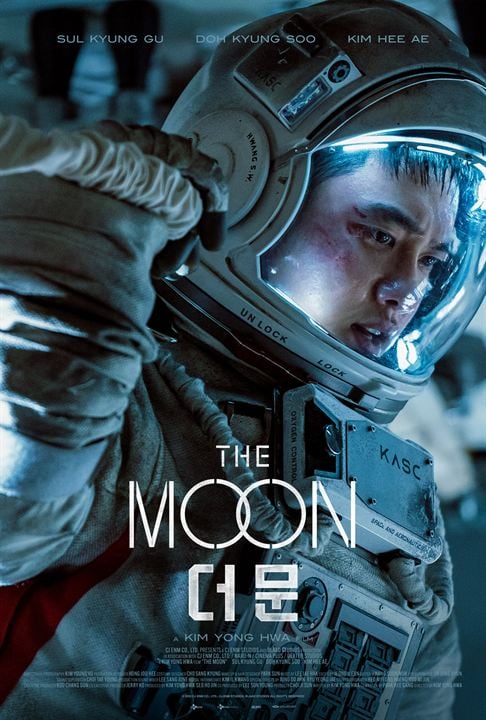The Moon : Poster