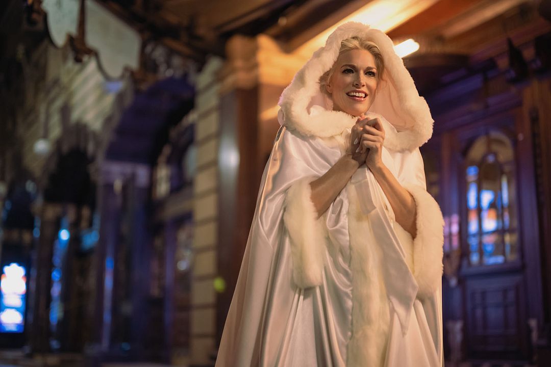 Hannah Waddingham: Home for Christmas : Fotos Hannah Waddingham