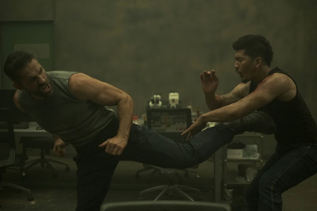 Fotos Scott Adkins, Iko Uwais