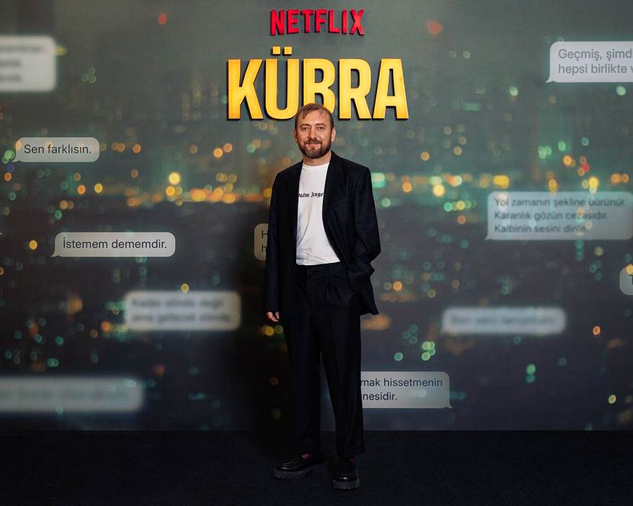 Kübra : Revista