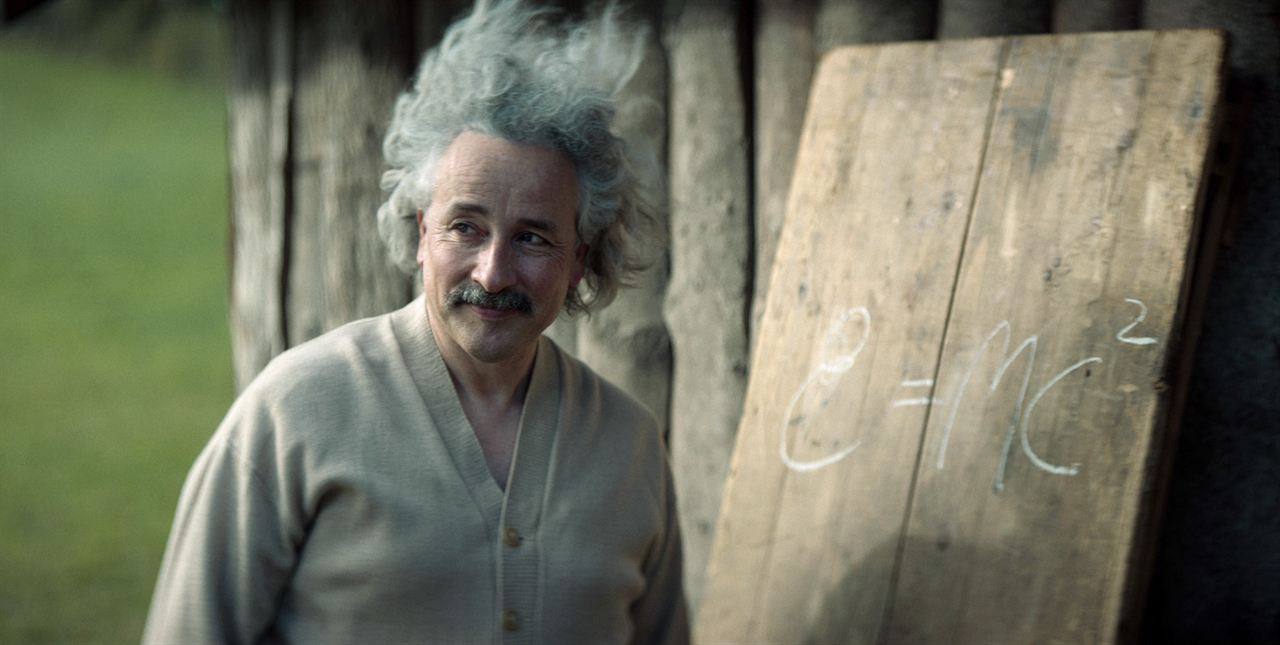 Einstein e a Bomba : Fotos Aidan McArdle