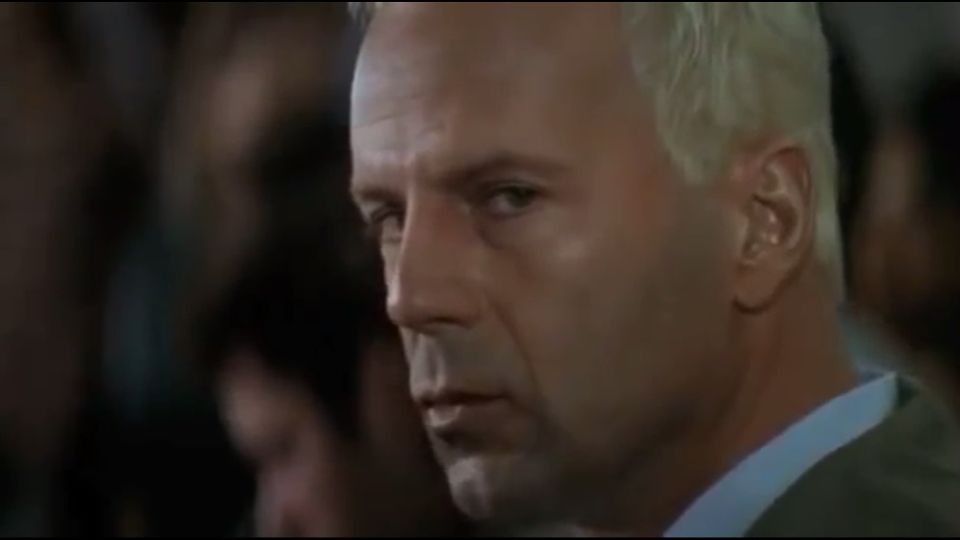 Le Chacal Bruce Willis Streaming Vf O Chacal Trailer Original - AdoroCinema